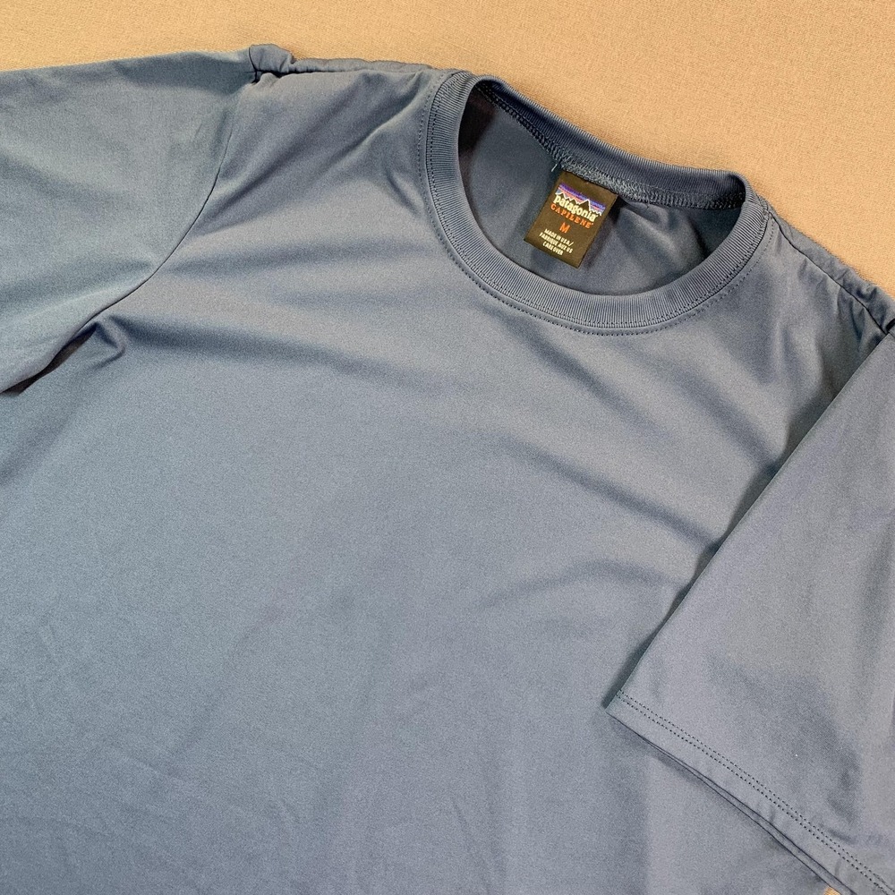 Vintage Patagonia Capilene Shirt Mens M Blue‎ Short Sleeve Base Layer Made USA